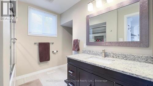 54 Waterloo Street, West Perth (Mitchell), ON - Indoor Photo Showing Bathroom