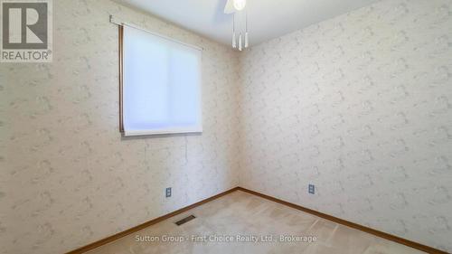 8 Dunsford Crescent, St. Marys, ON - Indoor Photo Showing Other Room