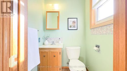 8 Dunsford Crescent, St. Marys, ON - Indoor Photo Showing Bathroom