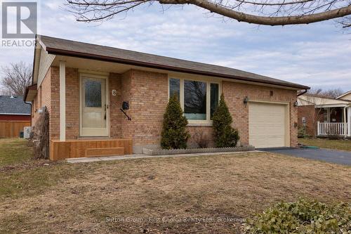 8 DUNSFORD CRESCENT  St. Marys, ON N4X 1C6