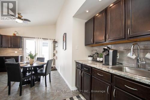 Beverage Station with prep sink - 874 Monarch Road, Kawartha Lakes (Lindsay), ON - Indoor