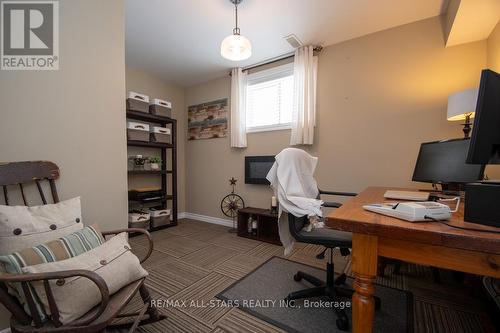 Lower level bedroom 3 - 874 Monarch Road, Kawartha Lakes (Lindsay), ON - Indoor Photo Showing Office