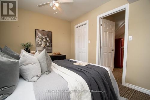 874 Monarch Road, Kawartha Lakes (Lindsay), ON - Indoor Photo Showing Bedroom