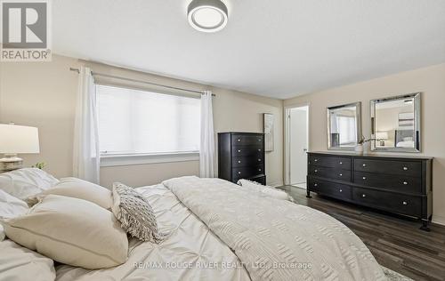 1201 Charlotte Circle, Pickering, ON - Indoor Photo Showing Bedroom
