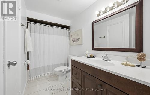 1201 Charlotte Circle, Pickering, ON - Indoor Photo Showing Bathroom