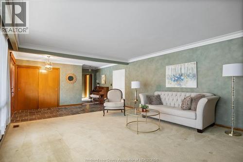 3071 Lauzon Road, Windsor, ON - Indoor