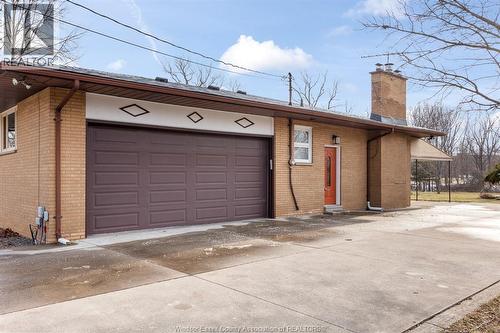 3071 Lauzon Road, Windsor, ON - Outdoor
