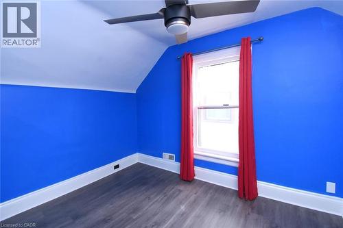 261 Prospect Street S, Hamilton, ON - Indoor Photo Showing Other Room