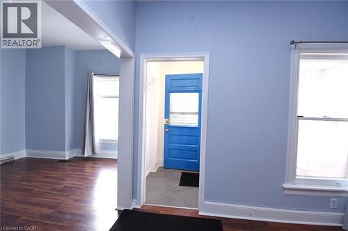 261 Prospect Street S, Hamilton, ON - Indoor Photo Showing Other Room