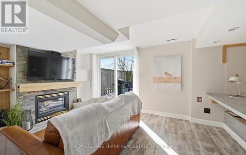 19 - 222 Pearson Street, Oshawa (O'Neill), ON - Indoor Photo Showing Other Room With Fireplace