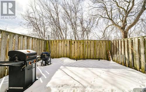 19 - 222 Pearson Street, Oshawa (O'Neill), ON - Outdoor