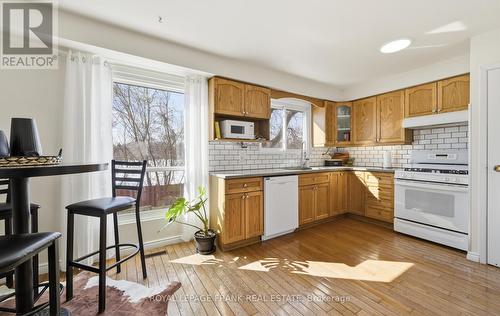 19 - 222 Pearson Street, Oshawa (O'Neill), ON - Indoor Photo Showing Kitchen