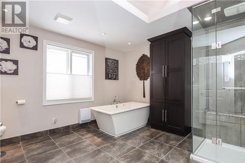 81 Forestdale Drive, Sudbury, ON - Indoor Photo Showing Bathroom