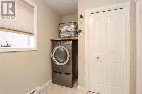 81 Forestdale Drive, Sudbury, ON - Indoor Photo Showing Laundry Room