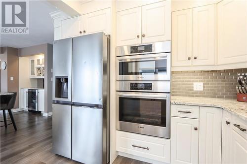 81 Forestdale Drive, Sudbury, ON - Indoor Photo Showing Kitchen With Upgraded Kitchen