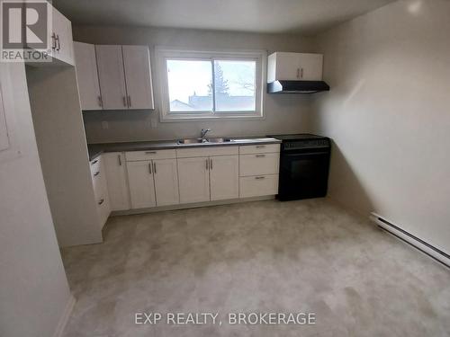Unit 3 - 16 Daly Street, Kingston (Rideau), ON - Indoor Photo Showing Kitchen With Double Sink