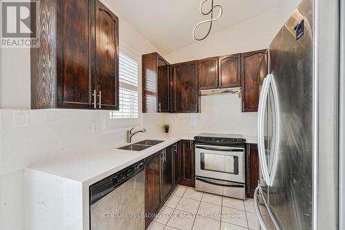 44 Deepcoral Court, Brampton, ON - Indoor Photo Showing Kitchen With Double Sink