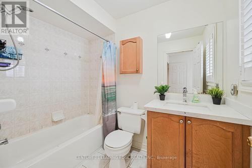 44 Deepcoral Court, Brampton, ON - Indoor Photo Showing Bathroom
