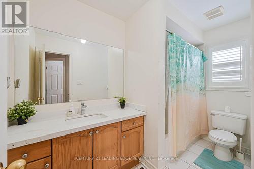 44 Deepcoral Court, Brampton, ON - Indoor Photo Showing Bathroom