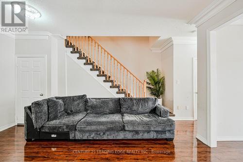 44 Deepcoral Court, Brampton, ON - Indoor Photo Showing Living Room