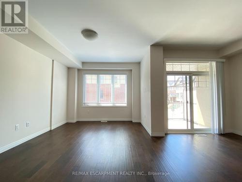 4 Workman Lane, Hamilton, ON - Indoor Photo Showing Other Room