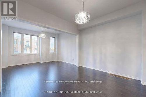 10 Hyderabad Lane, Markham, ON - Indoor Photo Showing Other Room