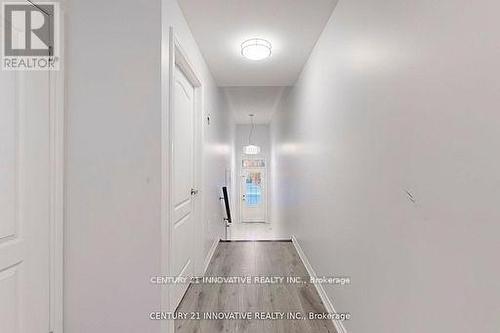 10 Hyderabad Lane, Markham, ON - Indoor Photo Showing Other Room