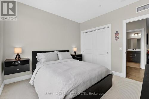 609 - 1878 Gordon Street, Guelph, ON - Indoor Photo Showing Bedroom