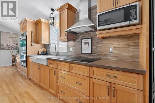 17 Milson Crescent, Guelph (Kortright Hills), ON - Indoor Photo Showing Kitchen