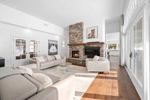 Salon - 63 Rue Augusta, Morin-Heights, QC - Indoor Photo Showing Living Room With Fireplace