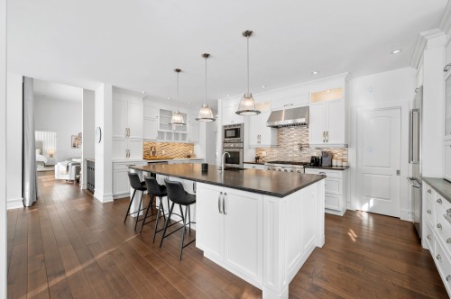 Cuisine - 63 Rue Augusta, Morin-Heights, QC - Indoor Photo Showing Kitchen With Upgraded Kitchen