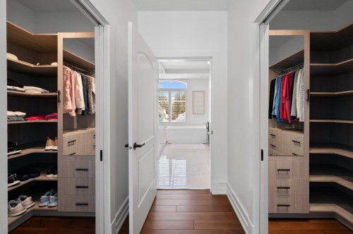 Penderie (Walk-in) - 63 Rue Augusta, Morin-Heights, QC - Indoor With Storage