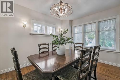 30 Troy Street, Kitchener, ON - Indoor Photo Showing Dining Room