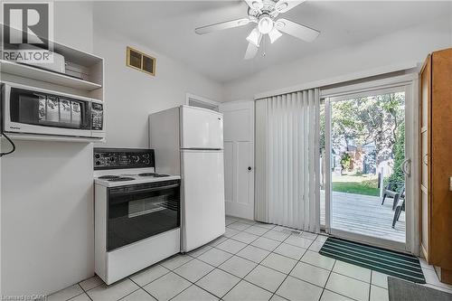 30 Troy Street, Kitchener, ON - Indoor Photo Showing Kitchen