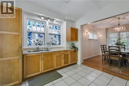 30 Troy Street, Kitchener, ON - Indoor