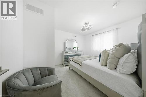 89 Acorn Trail, St. Thomas, ON - Indoor Photo Showing Bedroom