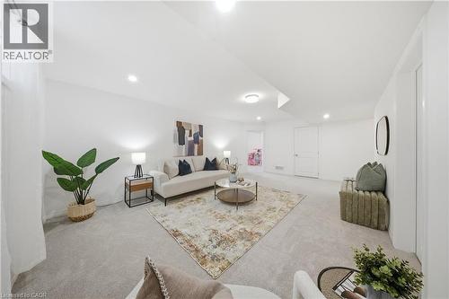 89 Acorn Trail, St. Thomas, ON - Indoor Photo Showing Other Room