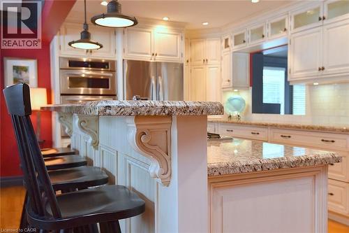105 Overdale Avenue, Waterdown, ON - Indoor Photo Showing Kitchen