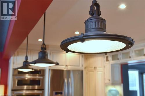 105 Overdale Avenue, Waterdown, ON - Indoor Photo Showing Other Room