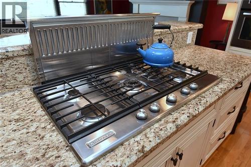 105 Overdale Avenue, Waterdown, ON - Indoor Photo Showing Other Room