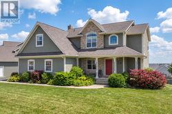 30 Saints Crescent  Stratford, PE C1B 0G7