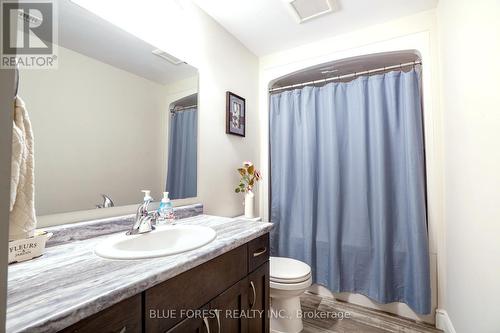 12 Auburn Drive, St. Thomas, ON - Indoor Photo Showing Bathroom