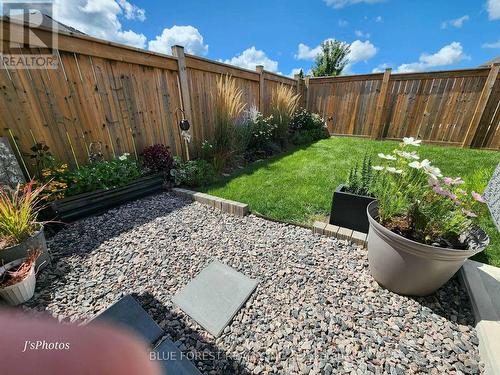 12 Auburn Drive, St. Thomas, ON - Outdoor