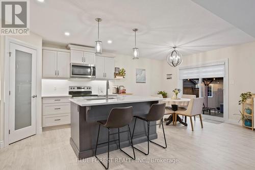 12 Auburn Drive, St. Thomas, ON - Indoor Photo Showing Kitchen With Upgraded Kitchen