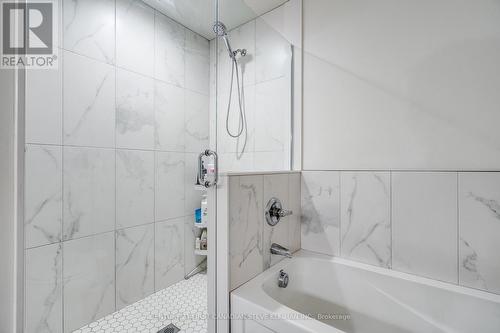 1091 Copeland Avenue, Windsor, ON - Indoor Photo Showing Bathroom