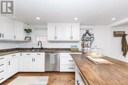 972 Silver Bay Road, Port Colborne (Sherkston), ON - Indoor Photo Showing Kitchen
