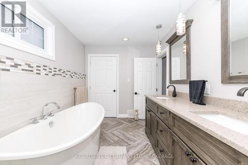 972 Silver Bay Road, Port Colborne (Sherkston), ON - Indoor Photo Showing Bathroom