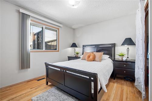 Primary Bedroom - 46 Donan Street, Winnipeg, MB - Indoor Photo Showing Bedroom