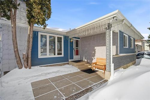 Welcome to 46 Donan! - 46 Donan Street, Winnipeg, MB - Outdoor