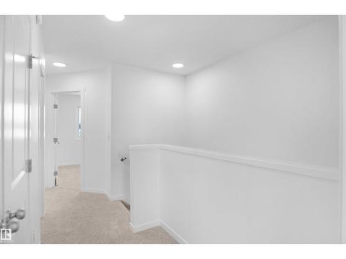 431 Aster Dr Nw, Edmonton, AB - Indoor Photo Showing Other Room